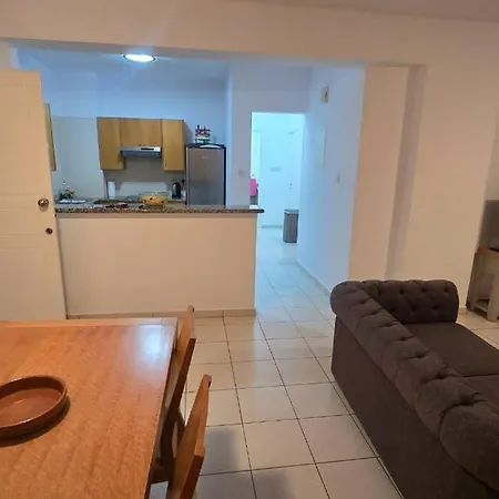 Hesperides Gardens, Spacious 2 Bedroom